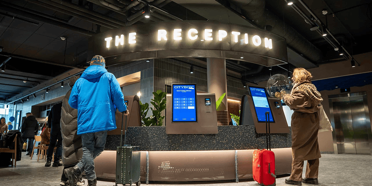 Monitore und Touchscreens für Self-Service-Terminals