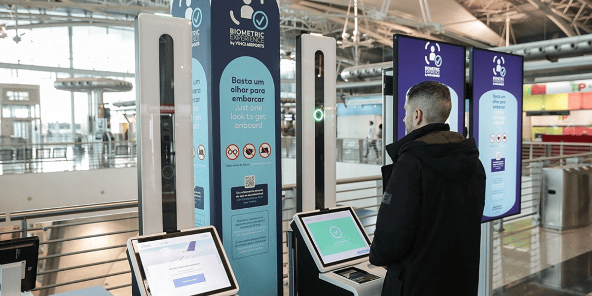 Écrans pour le contrôle d’accès et l’identification