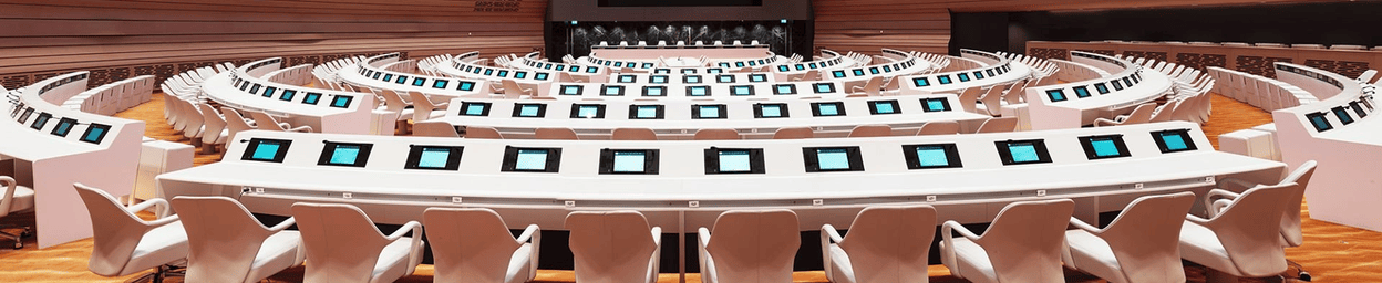 Touchscreen per sale riunioni e spazi per conferenze